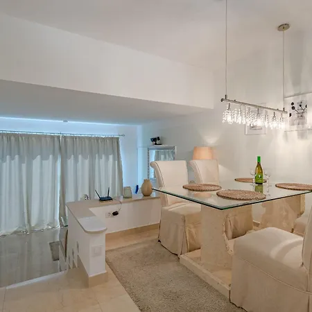 Apartman 2 Bedroom - Terrace & Sea View - Gigantes
